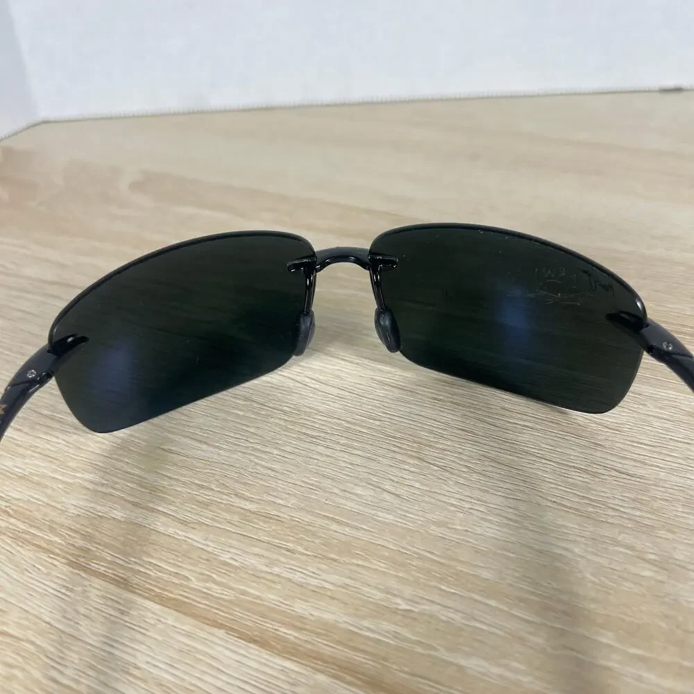 Maui Jim Breakwall MJ-422-02 MJ Sport Sunglasses Black READ DESC 63-13-127